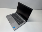 DELL Renew | B klase | Dell Latitude 5330 | 13.3 | FHD | i3-1215U | 16 GB | SSD | 256 GB | Intel UHD Graphics | Windows 11 Pro | Tastatūras valoda: zviedru | 12 mēneši
