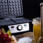 Camry | Waffle Maker | CR 3046 | 1600 W | Number of pastry 2 | Belgium | Black/Stainless Steel