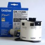 Brother | DK-11209 mazas adrešu uzlīmes | Baltas | DK | 29 mm x 62 mm