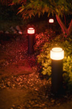 Уличный столбик Philips Hue WCA Calla Large Bollard, черный | 8 Вт | Цветовая гамма: белый 2000-6500 — изображение 9