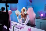Razer | Headset | Kraken Kitty V3 Pro | Bluetooth | Over-Ear | White - Image 5
