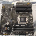 РАСПРОДАЖА. Asus TUF GAMING A620M-PLUS WIFI | Семейство процессоров AMD | Разъем процессора AM5 | DDR5 DIMM | Слоты памяти: 4 | Поддерживаемые интерфейсы жестких дисков: SATA, M.2 | Количество разъемов SATA: 4 | Чипсет: AMD A620 | Micro-ATX | Б/У, ВОССТАНОВЛЕННЫЙ, БЕЗ ОРИГИНАЛЬНОЙ УПАКОВКИ И АКСЕССУАРОВ, В КОМПЛЕКТЕ ТОЛЬКО ЗАДНЯЯ ПАНЕЛЬ И АНТЕННА